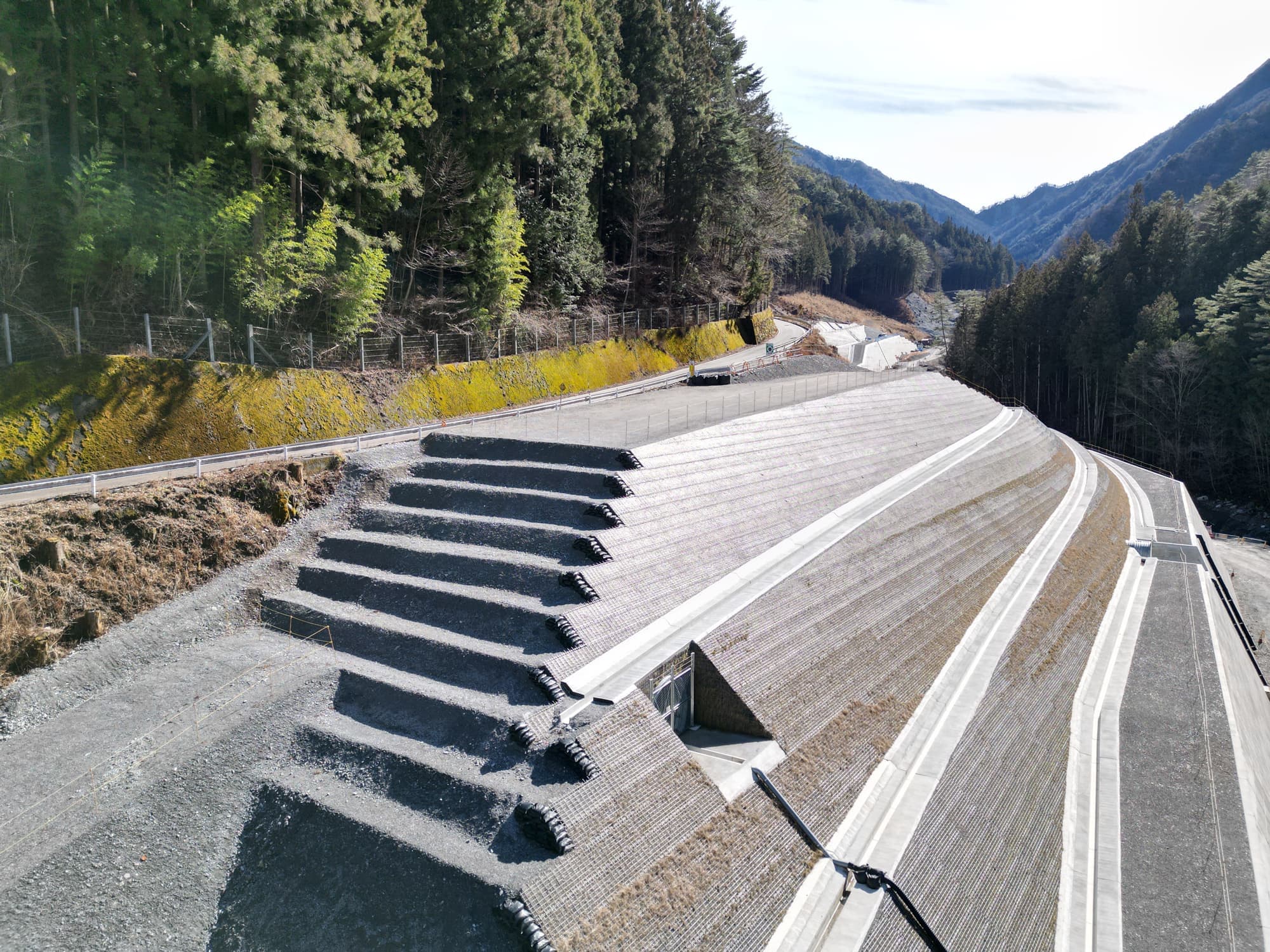 三遠南信此田道路建設工事の写真