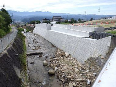 完了後の護岸の画像